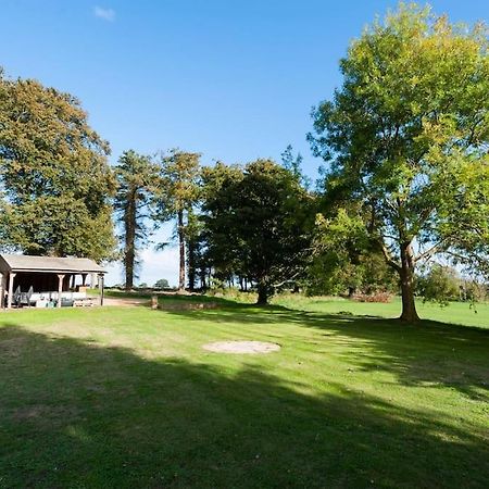 Firs Sleeps 15 Stunning Country House With Hot Tub Sudbourne Exteriér fotografie