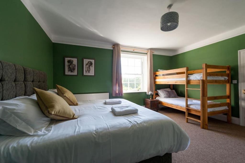 Firs Sleeps 15 Stunning Country House With Hot Tub Sudbourne Exteriér fotografie