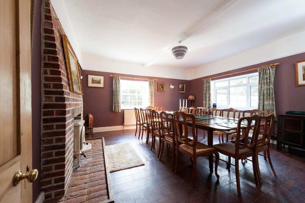 Firs Sleeps 15 Stunning Country House With Hot Tub Sudbourne Exteriér fotografie
