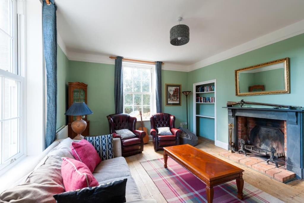 Firs Sleeps 15 Stunning Country House With Hot Tub Sudbourne Exteriér fotografie