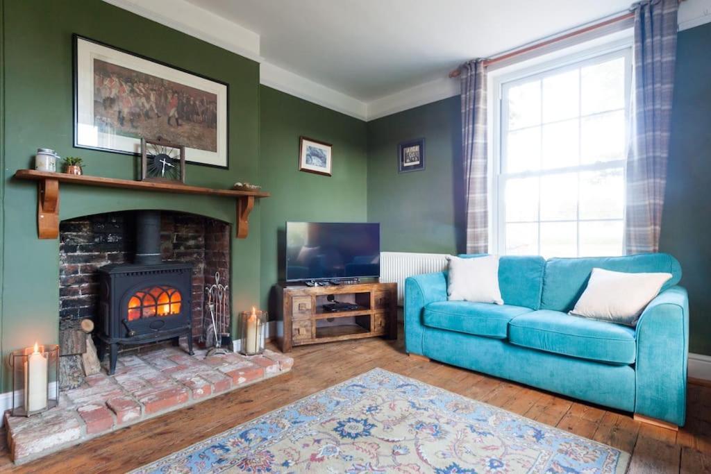 Firs Sleeps 15 Stunning Country House With Hot Tub Sudbourne Exteriér fotografie