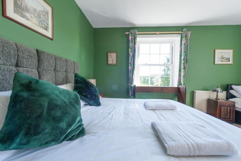 Firs Sleeps 15 Stunning Country House With Hot Tub Sudbourne Exteriér fotografie